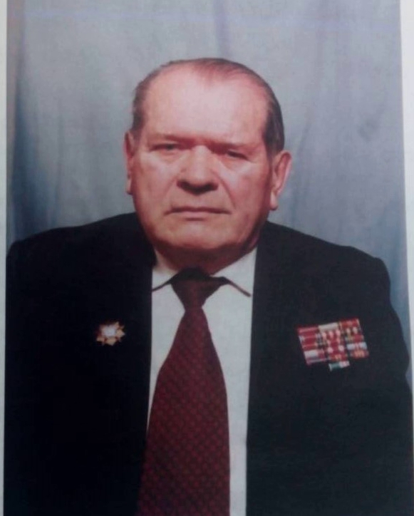 Фомин Михаил Михайлович, первый нотариус государственной нотариальной конторы Воложинского 14района (1).jpg Фомин Михаил Михайлович, первый нотариус государственной нотариальной конторы Воложинского 14района (1).jpg